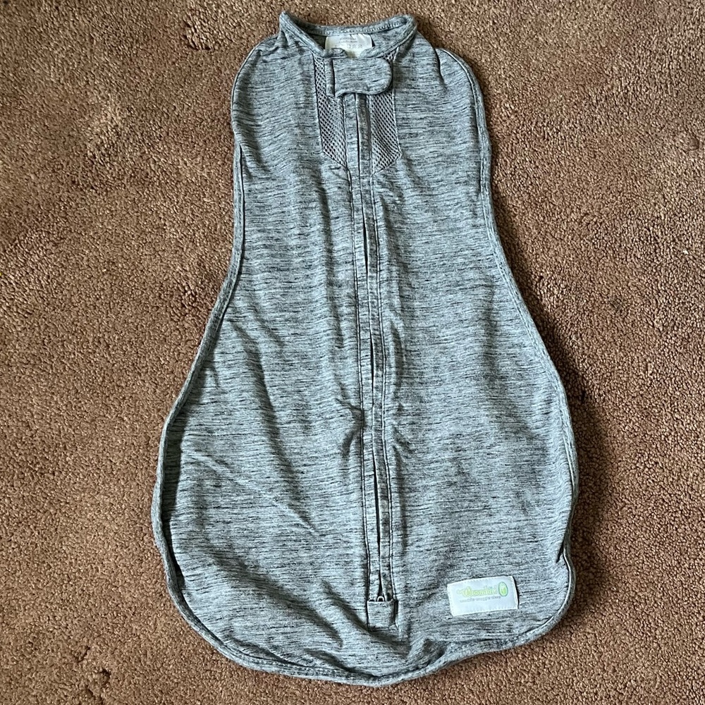 0-3m swaddle- woombie